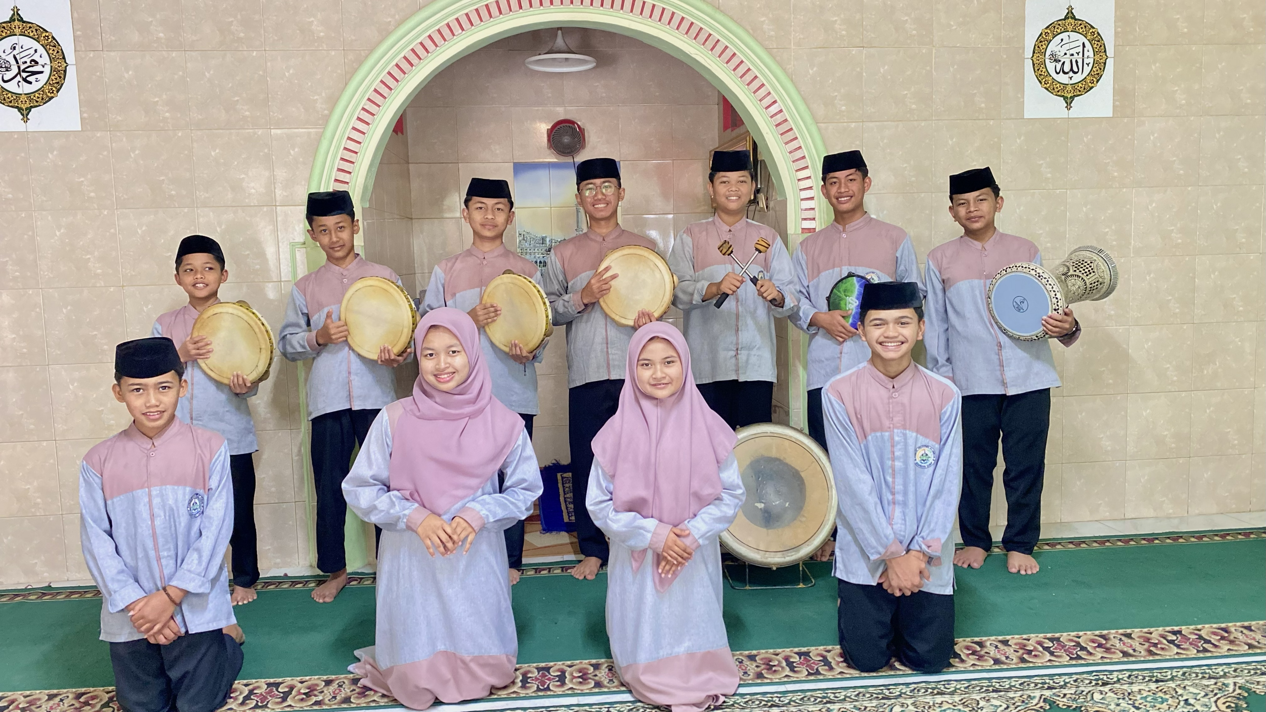 Team Hadroh Uswah Sa'adah